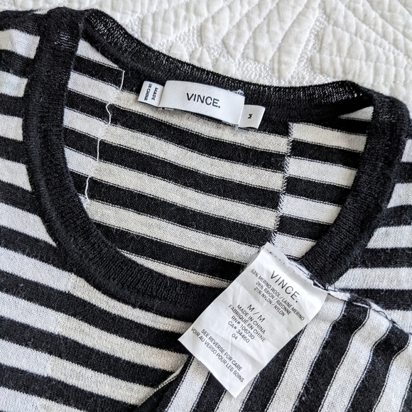 VINCE  stripe knit sweater black and white - Picture 3 of 3